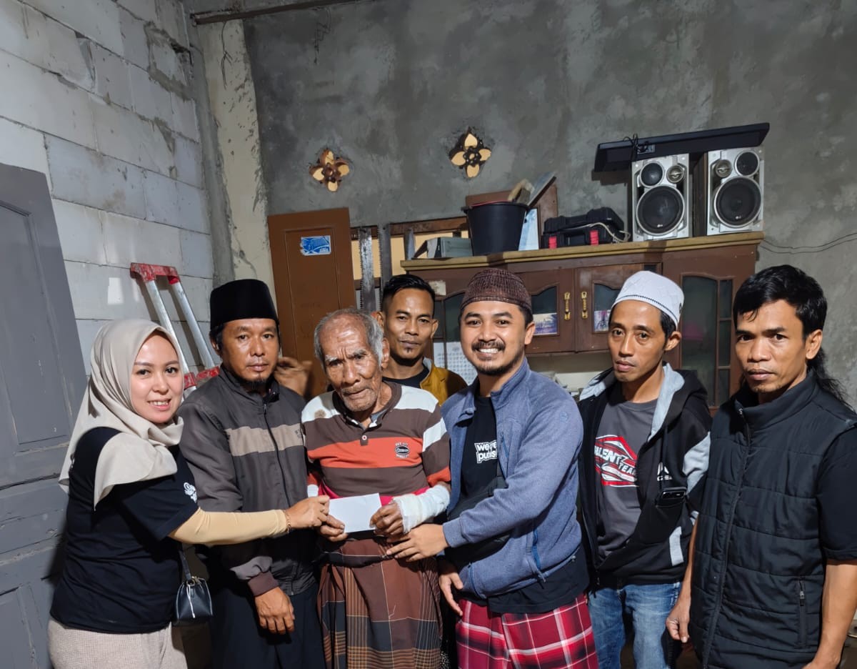 penyerahan bantuan kepada korban