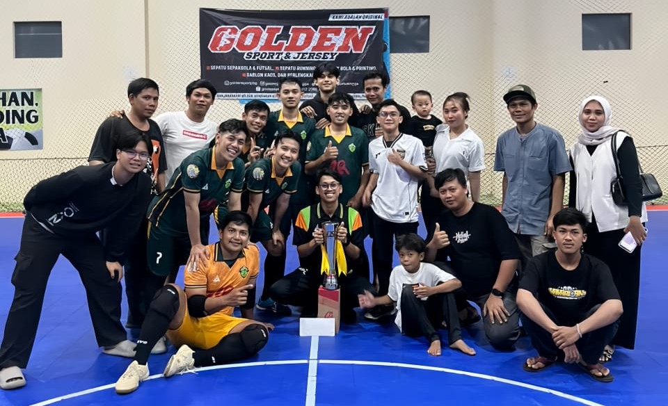 CV Rieke Team Digital Angkat Trofi Juara! – Kalahkan Pertamina di Final Turnamen Futsal Antarinstansi Purbalingga 2025 fix