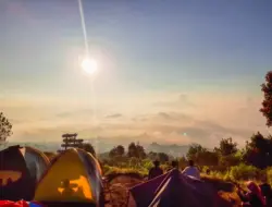 Wadas Gantung Gunung Malang Purbalingga: Tempat Camping Sunrise dan Langit Bintang yang Bikin Terpesona