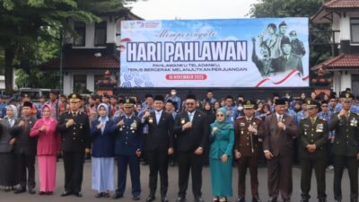 Jajaran Pemkab Purbalingga gelar upacara Hari Pahlawan di halaman Pendodpo Dipo Kusumo (dok. Dinkominfo Purbalingga)