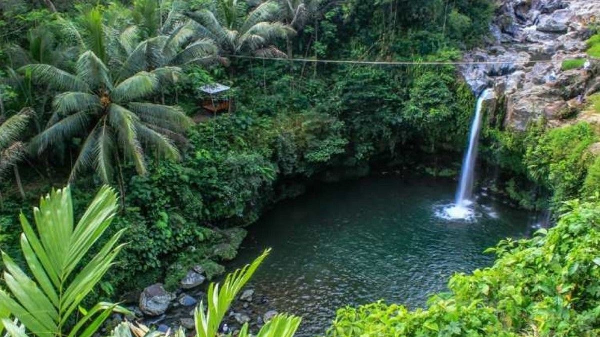 Wisata Alam Curug Tempuran Purbalingga