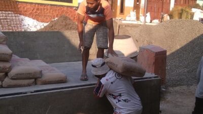 gotong royong pembangunan pondok pesantren - tpq ikhsanul atfal desa Danasari, Karangjambu
