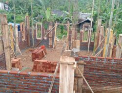CV Rieke Team Digital Kembali Hadir Mendukung Lanjutan Pembangunan Mushola di Desa Sanguwatang