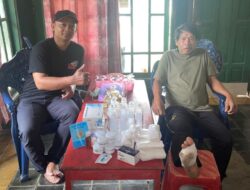 Tim Perawat Perduli Luka Tangani Ulkus Diabetes Bapak Misro di Karangsari, Karangmoncol – Purbalingga