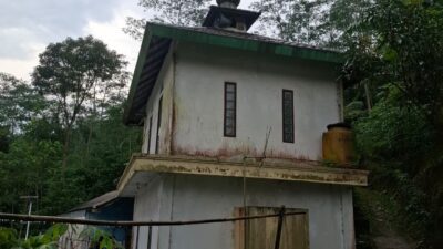 CV Rieke Team Digital Dukung Renovasi Mushola di Desa Karangjambu, Purbalingga