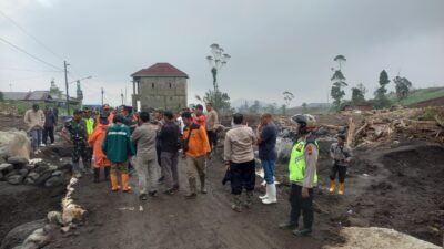 Banjir Bandang dan Longsor Landa Lereng Gunung Slamet, Satu Orang Tewas dan Ratusan Warga Mengungsi