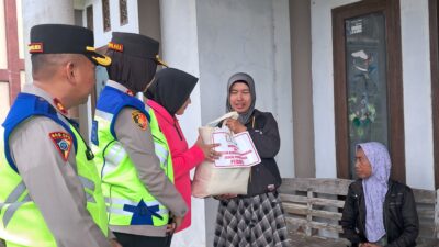 Polres Purbalingga Bergerak Cepat Bantu Korban Banjir Bandang di Karangreja